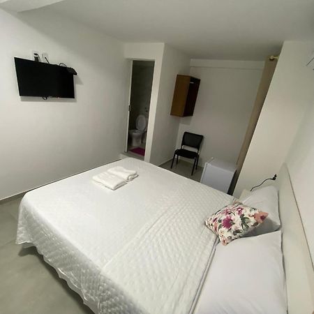Hotel Sur Brasil Ciudad del Este Esterno foto